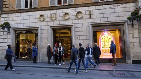 Gucci’s Staff Goes on Strike in Protest of Milan Relocation Plans